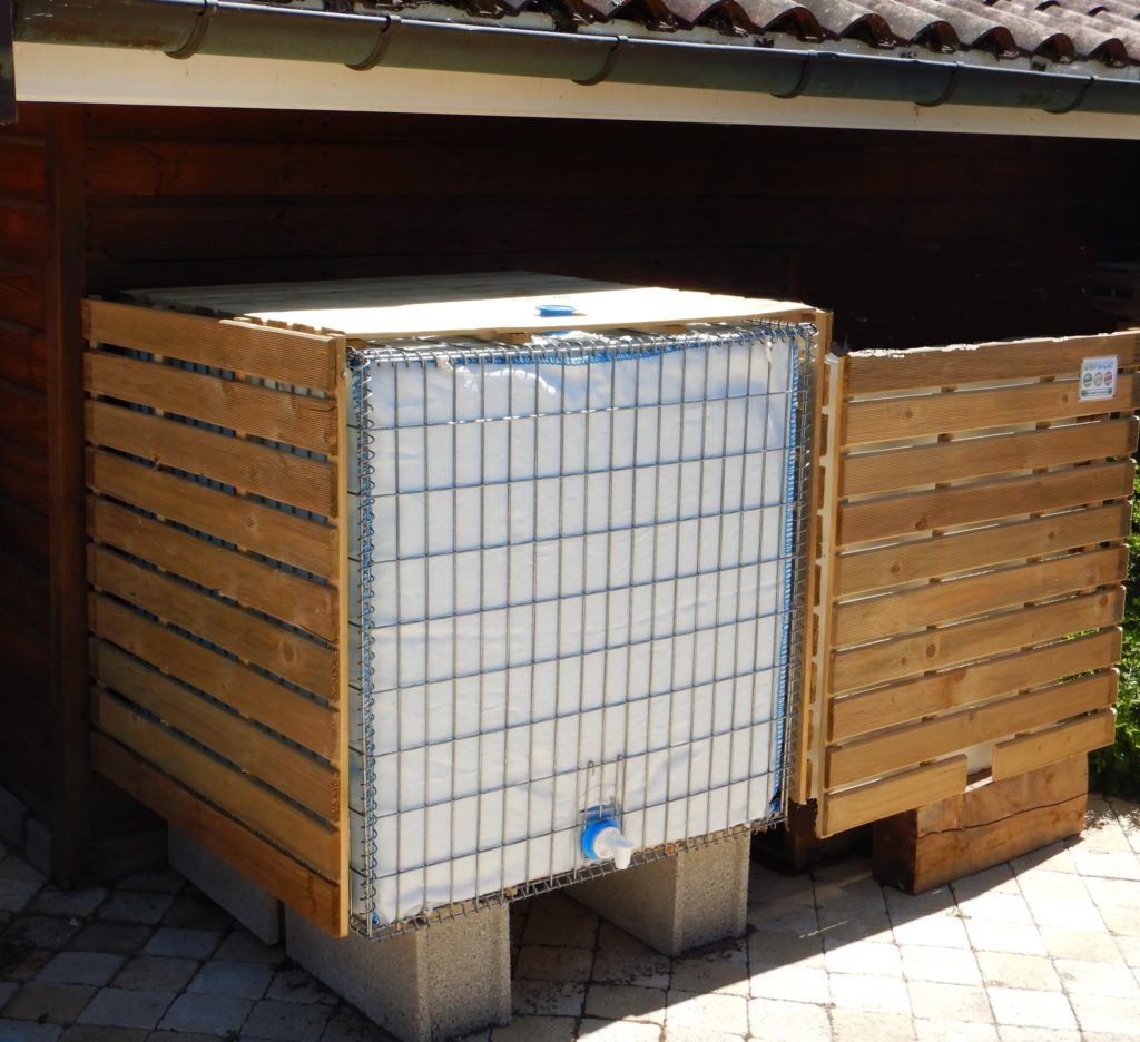 Cuve 1000 litres. UNPACK - Simple, pas cher - Installer récupérateur d'eau